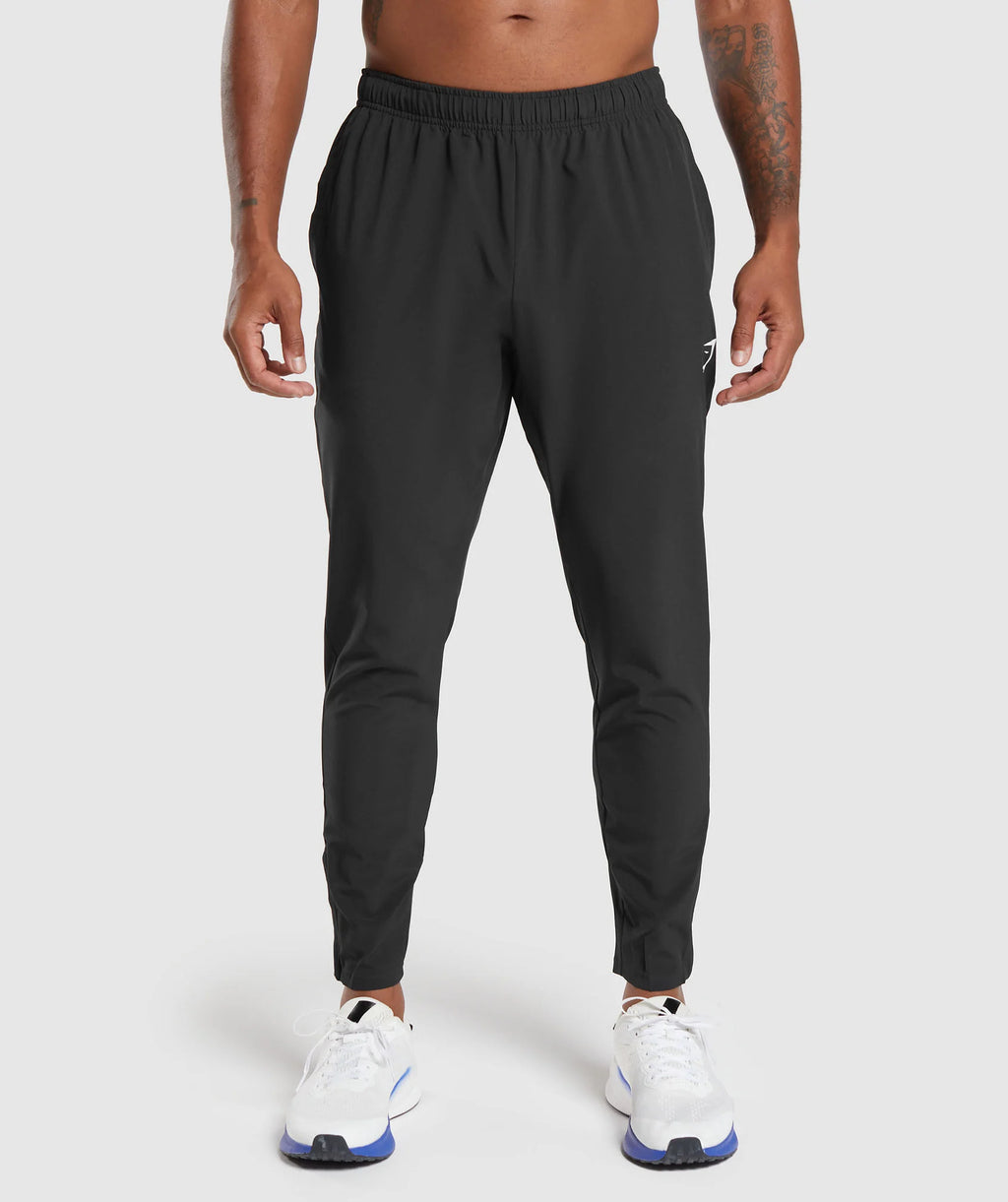 Arrival Woven Joggers - Gymshark