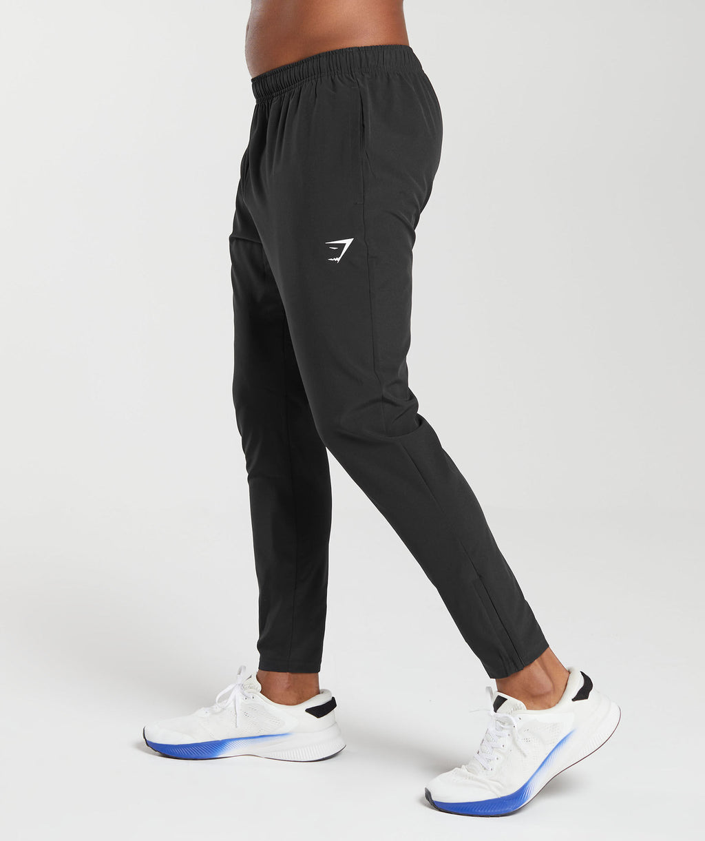Arrival Woven Joggers - Gymshark