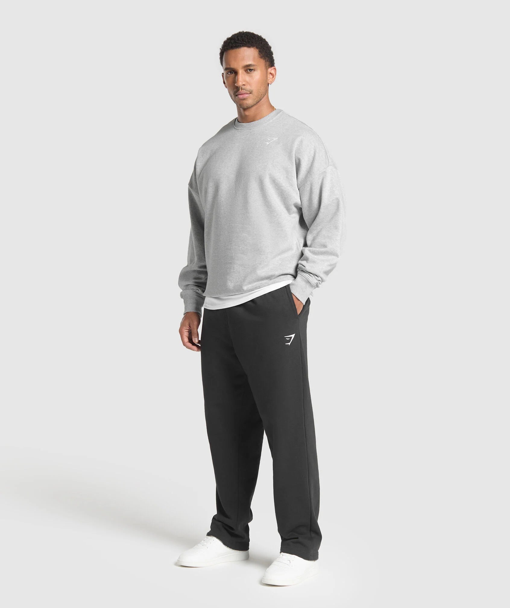 Oversized Crest Crew - Gymshark